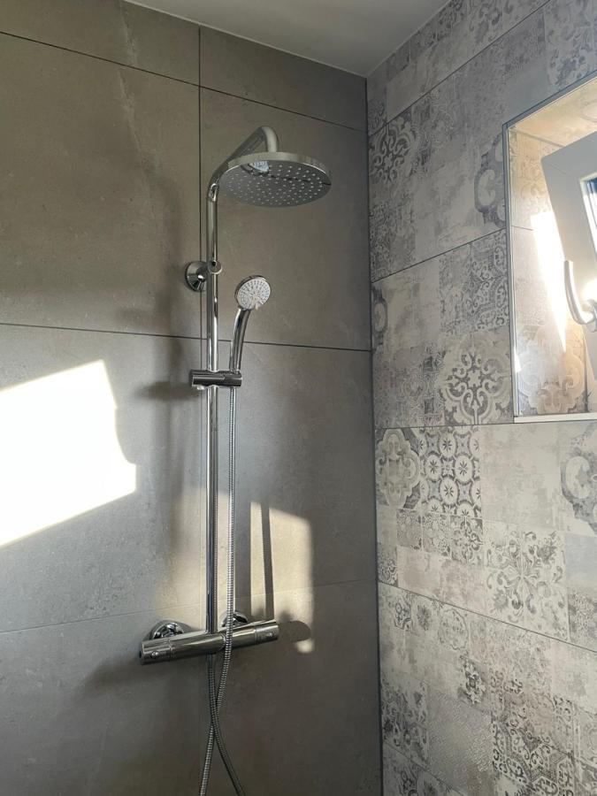 Luxury - Apartment Mit Balkon In Seenaehe Gmunden Esterno foto